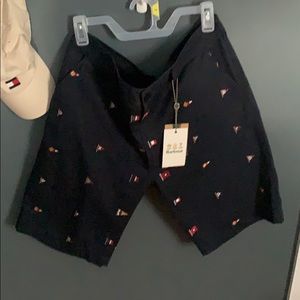 Men’s Barbour flag short